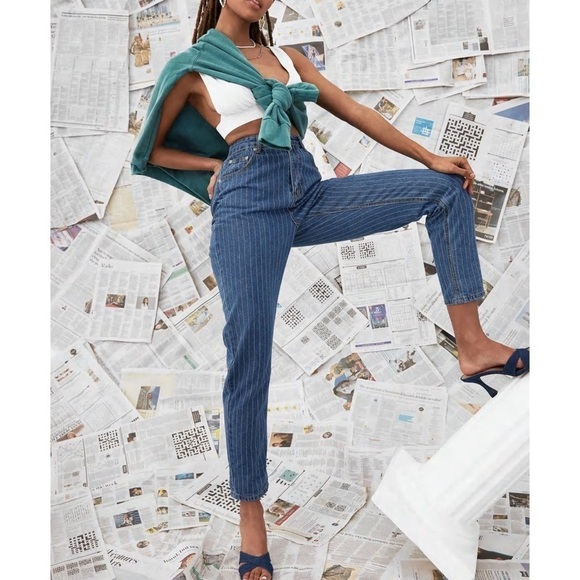 NWT Nasty Gal High Waist Pinstripe Mom Jeans - Picture 1 of 9